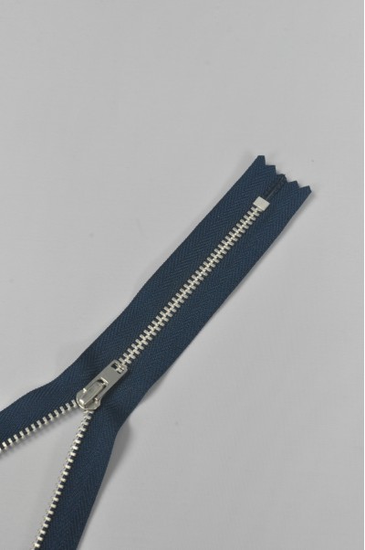 ZIP047 1號拉鏈  白銅牙拉鏈  金屬單頭拉鏈 密尾拉鏈  不設單獨拉鍊訂購 細節-1